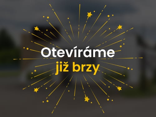 Fotka prodejny Vinyl House s textem "Otevíráme již brzy".